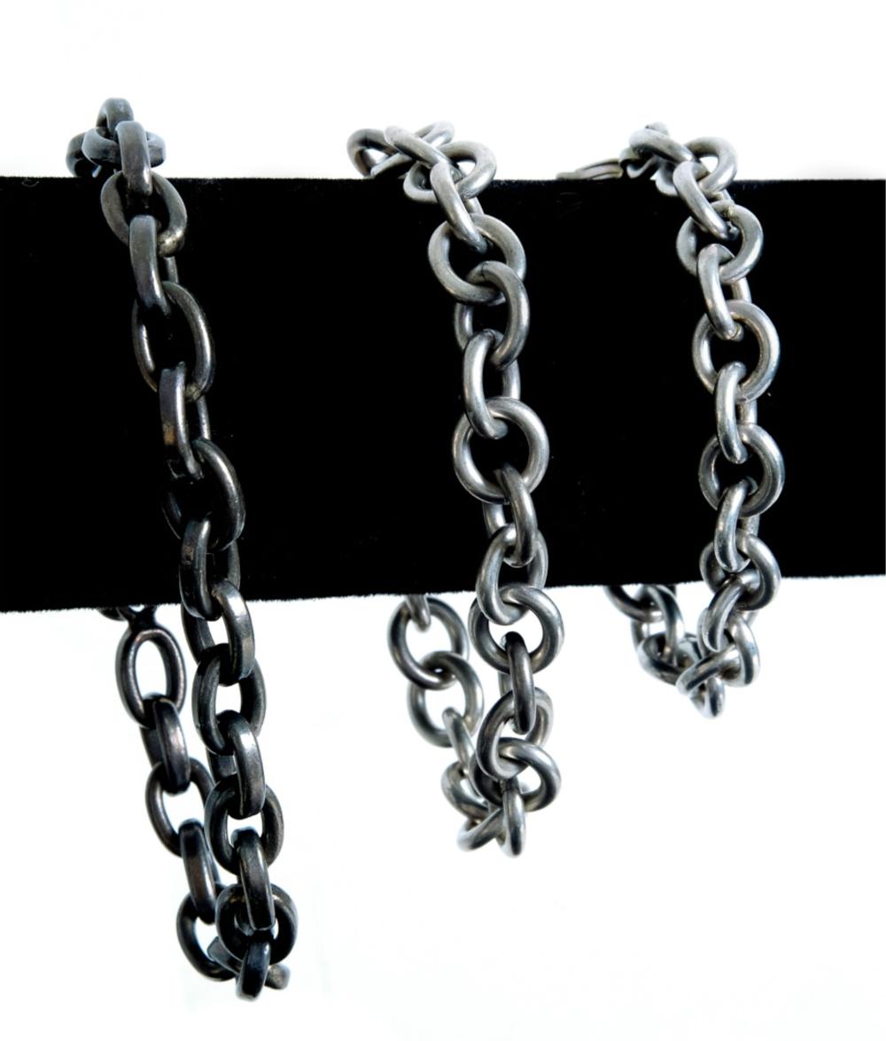 GROUP THREE STERLING SILVER CHAIN 2d5083