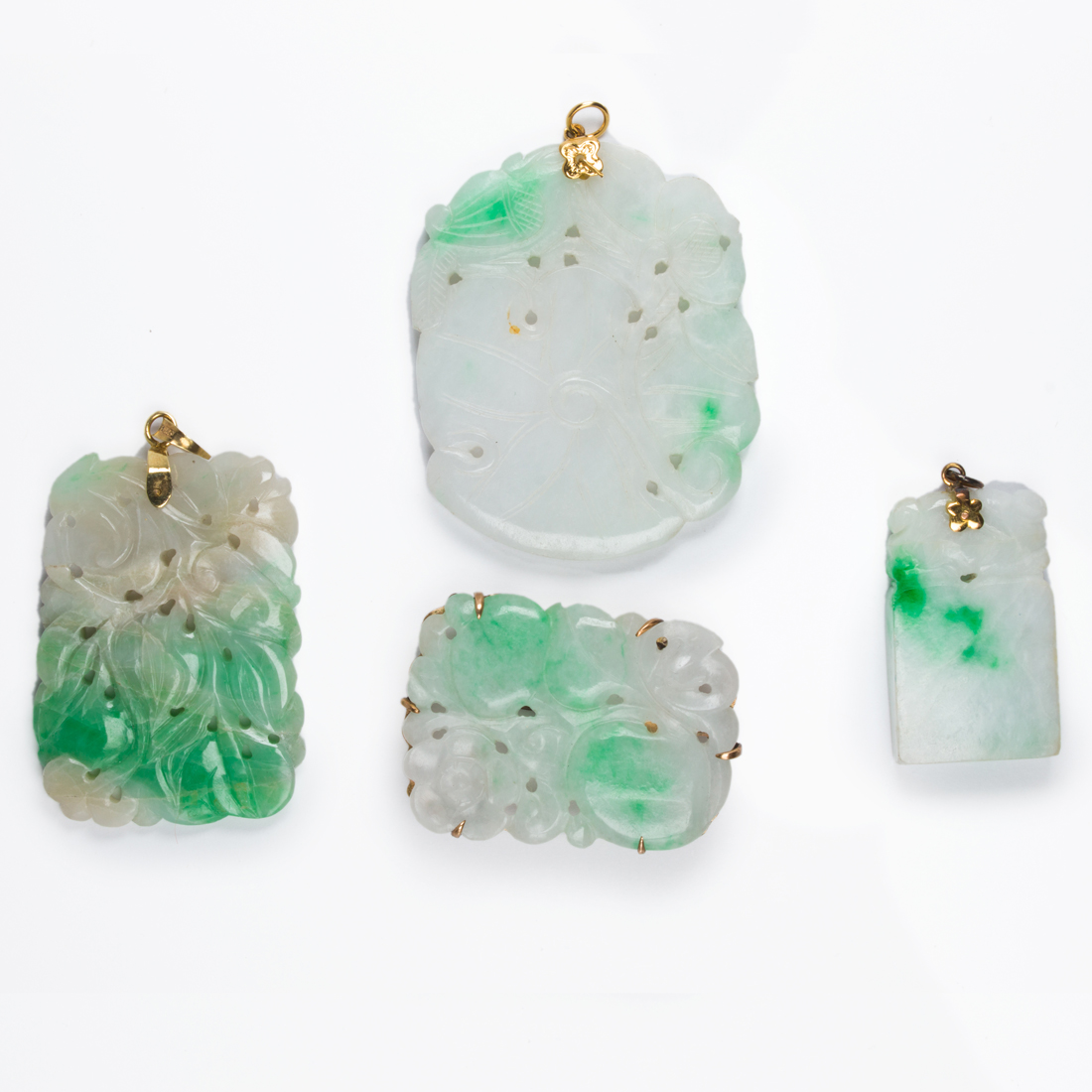  LOT OF 4 JADEITE PENDANTS lot 2d2b9f