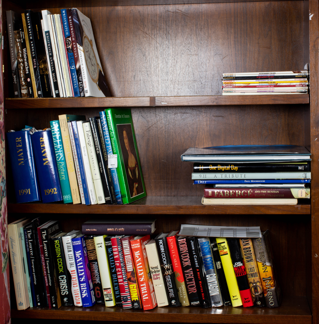 THREE SHELVES OF BOOKS Three shelves 2d2d32