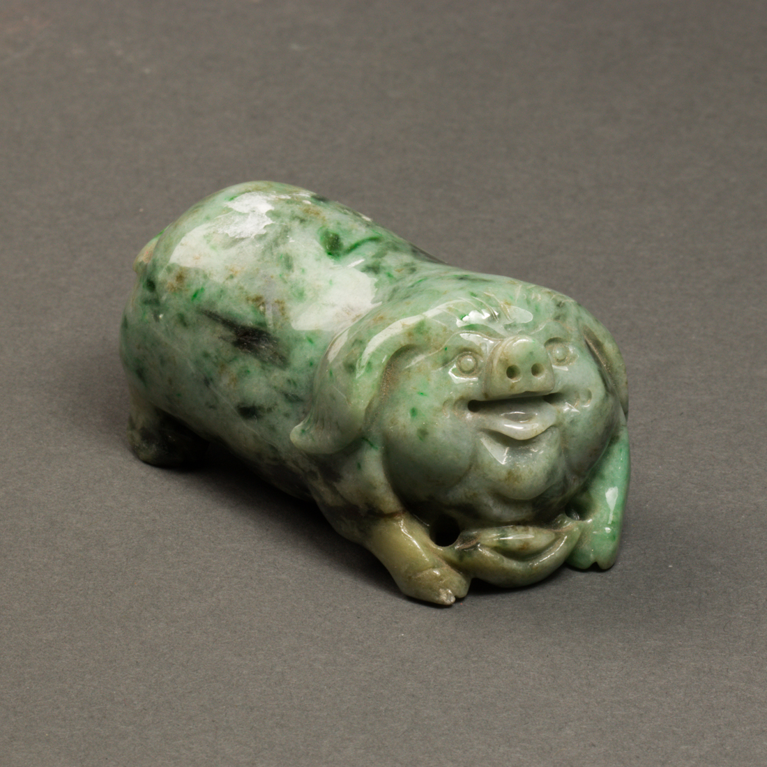 CHINESE JADEITE TOGGLE OF A PIG