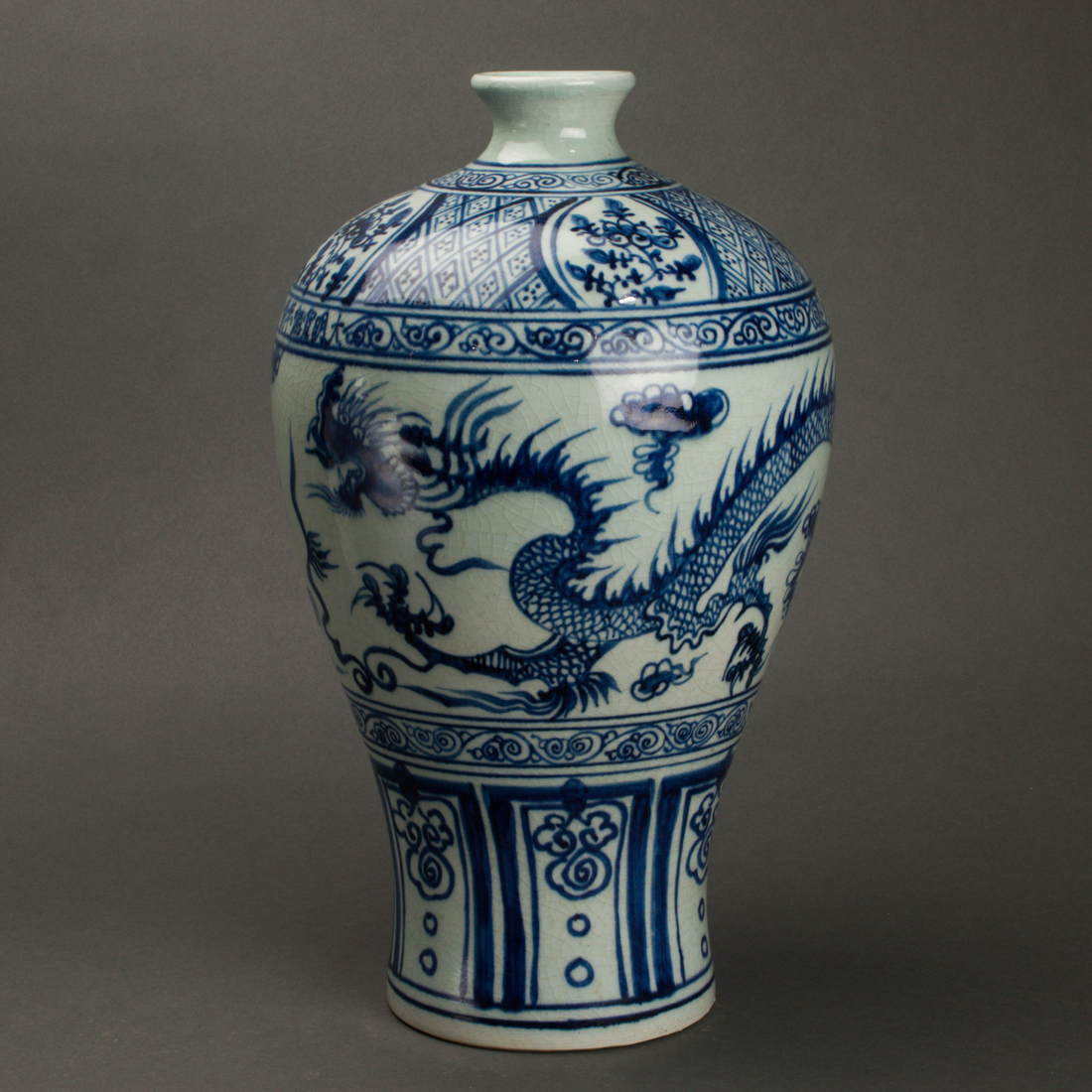 CHINESE BLUE AND WHITE MEIPING 2d2dc6
