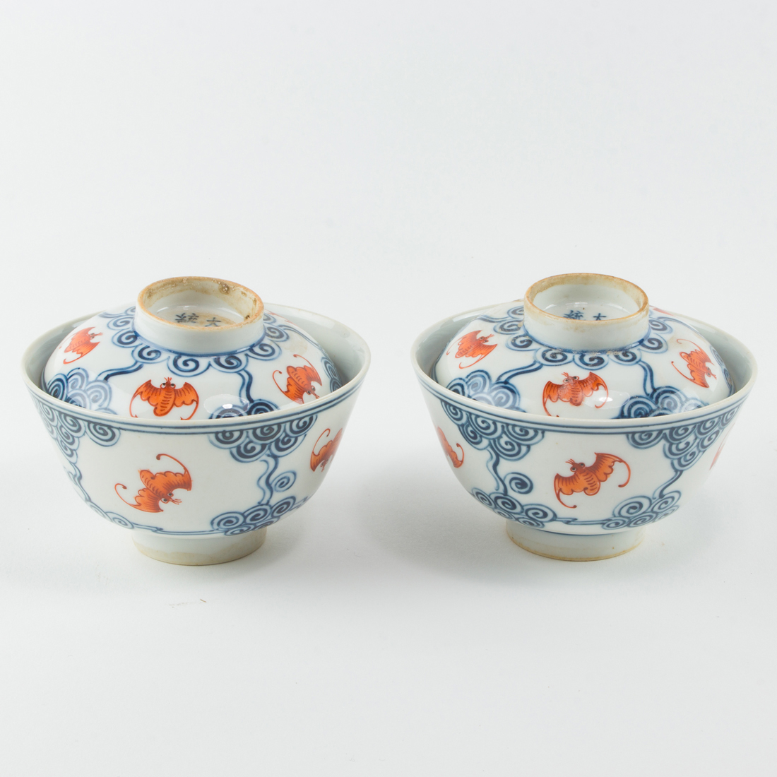 PAIR OF CHINESE BLUE AND WHITE 2d2dbe