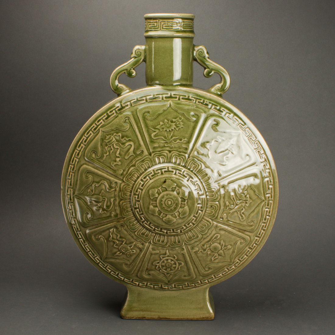 CHINESE CELADON GLAZED MOON FLASK 2d2de2