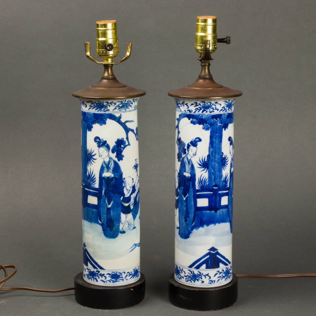 PAIR OF CHINESE BLUE AND WHITE