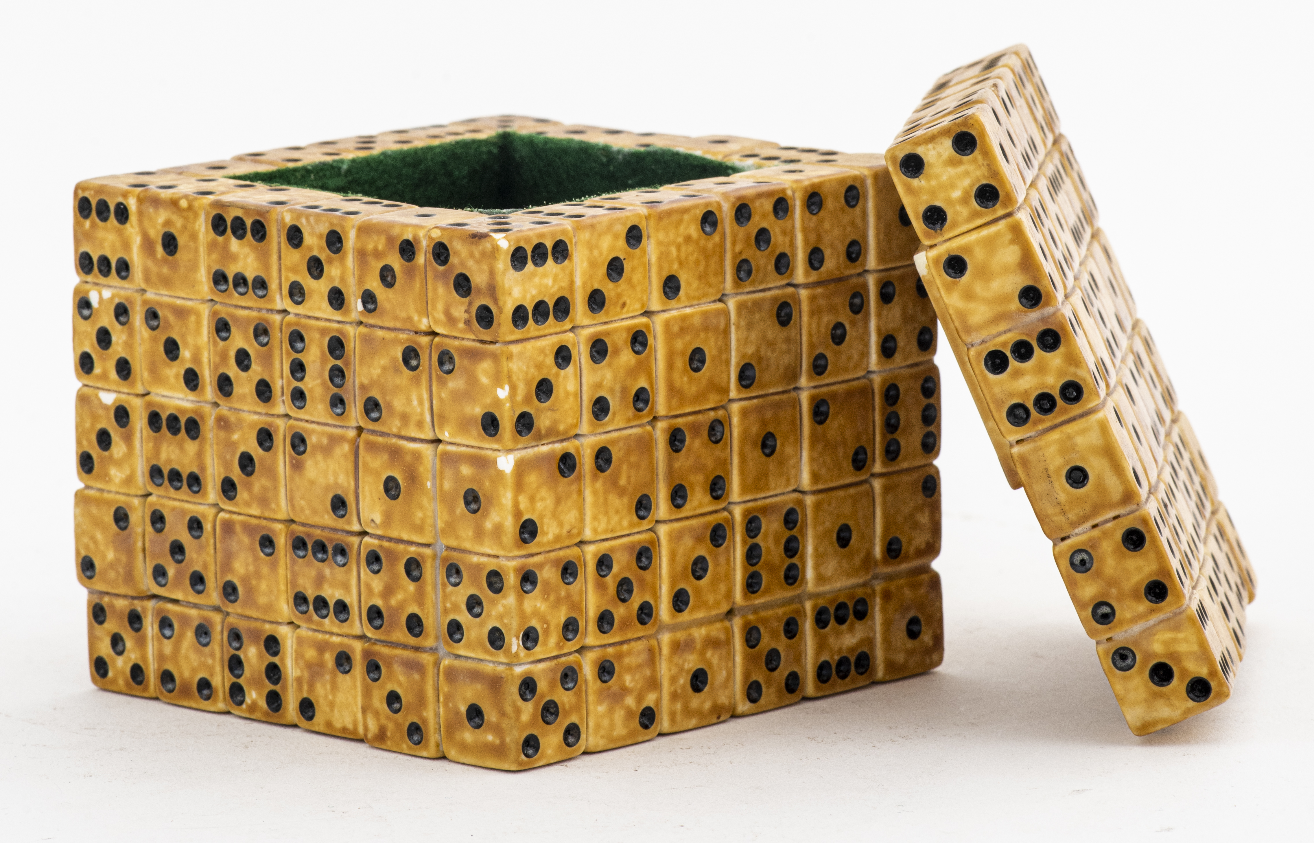 DICE DECORATIVE BOX Dice decorative 2d2f1b