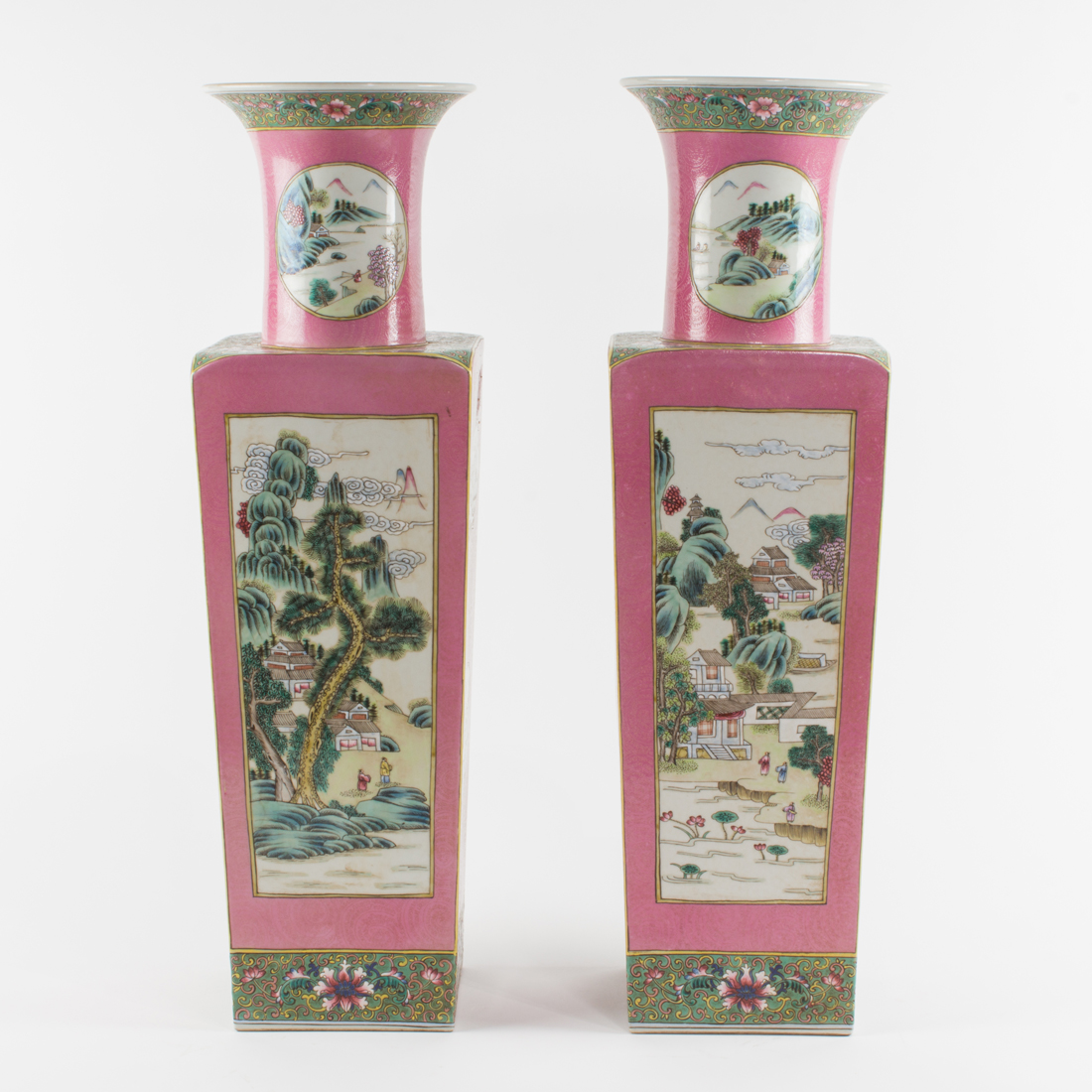 PAIR OF CHINESE FAMILLE ROSE VASES 2d3141