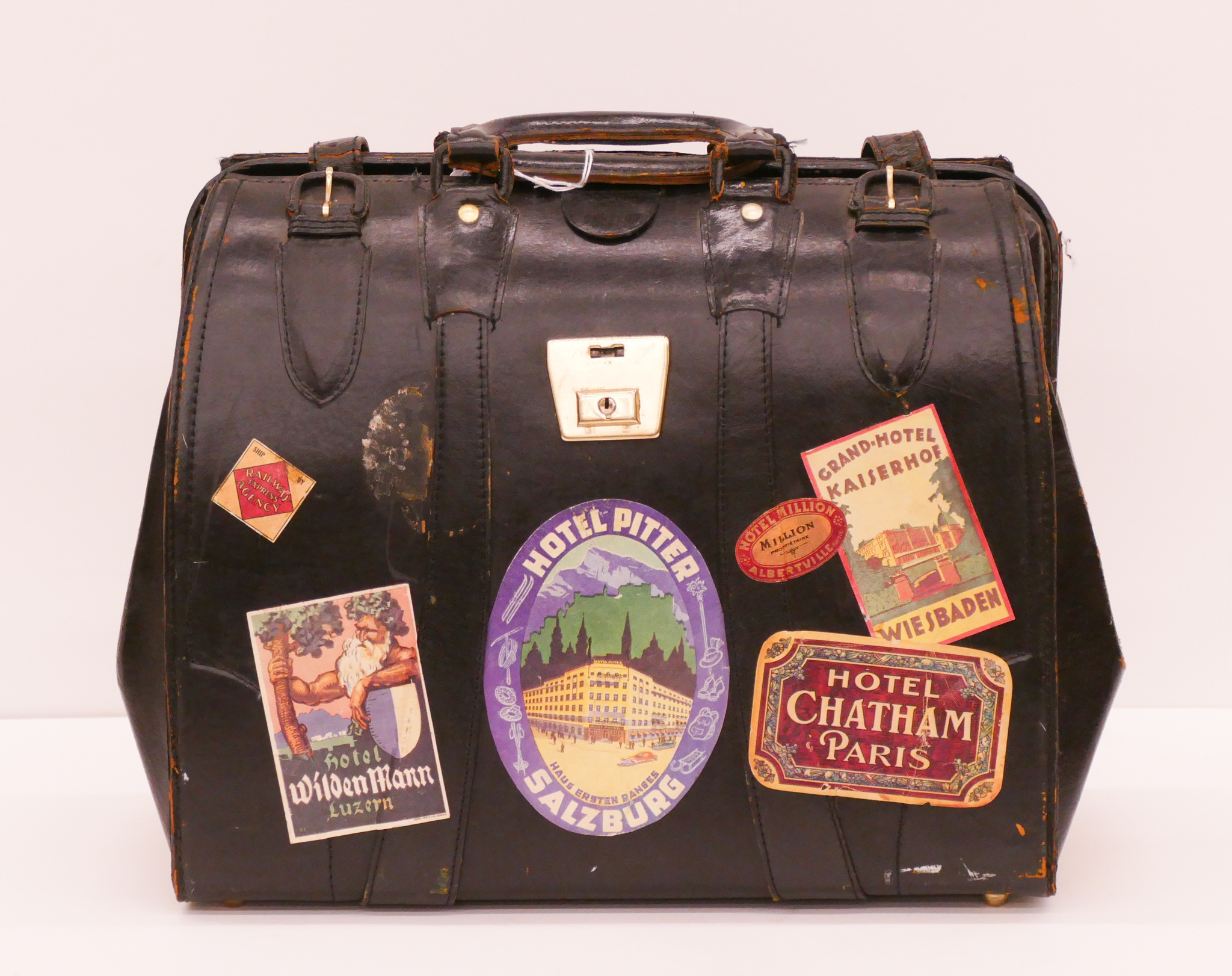 Vintage Leather Travel Bag- 13x16