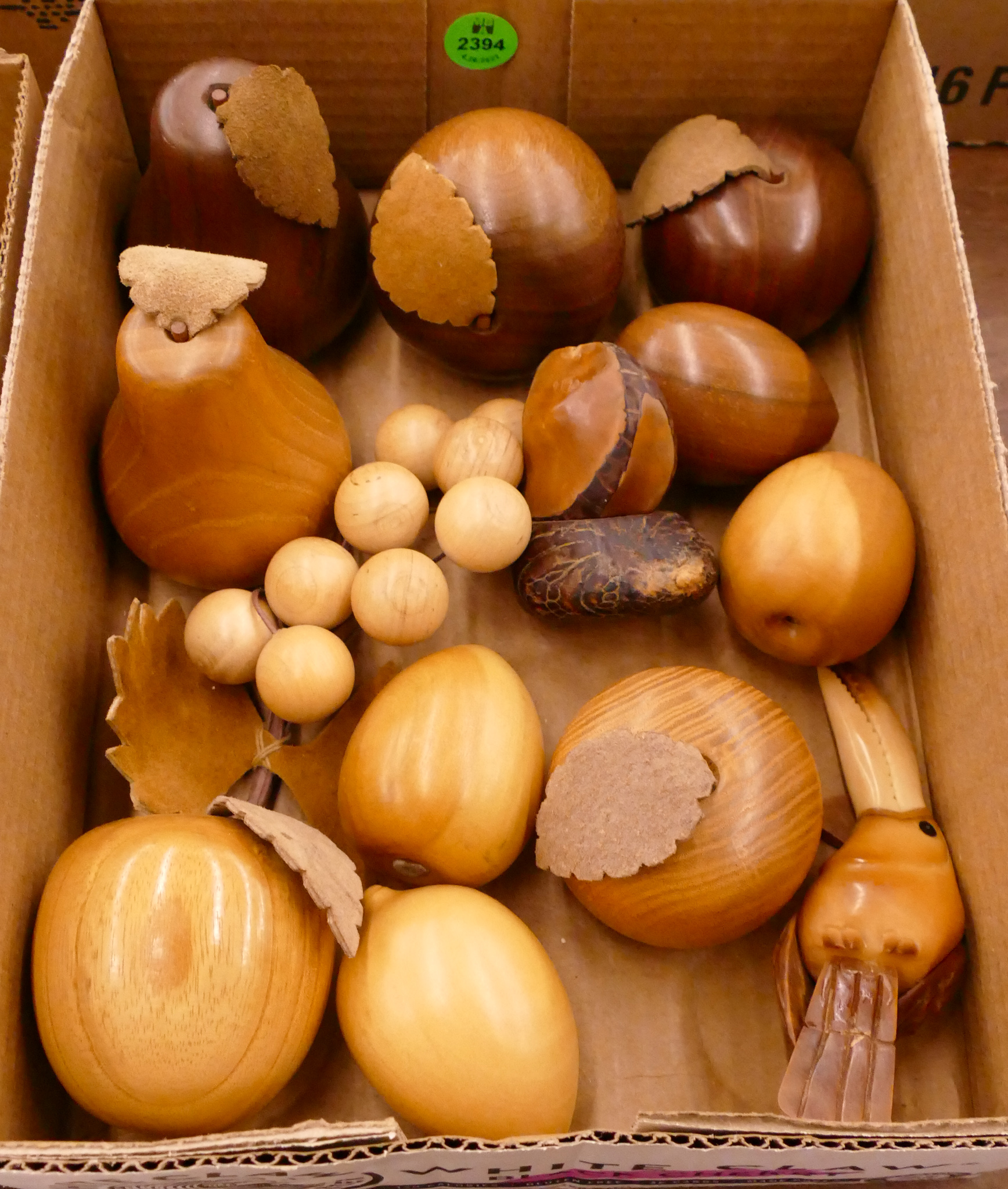 Box 12pc Midcentury Wood Fruit