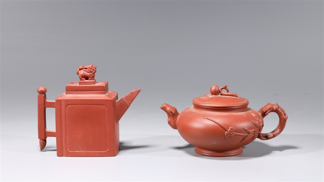 Two Chinese Yixing pottery teapots