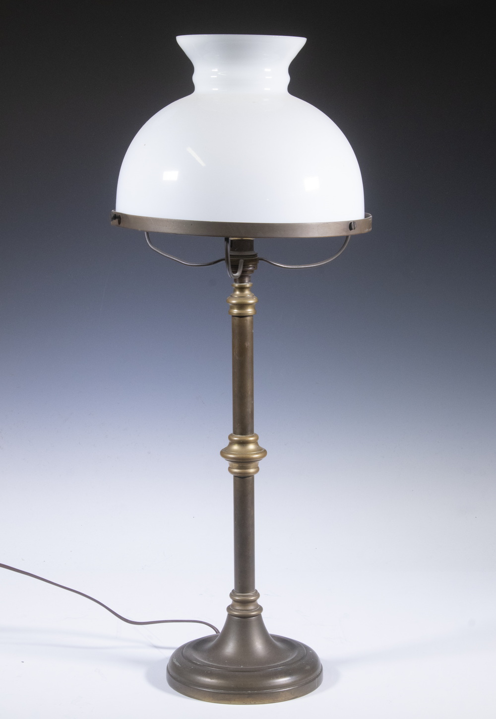 ENGLISH TABLE LAMP Early 20th c  2d675f