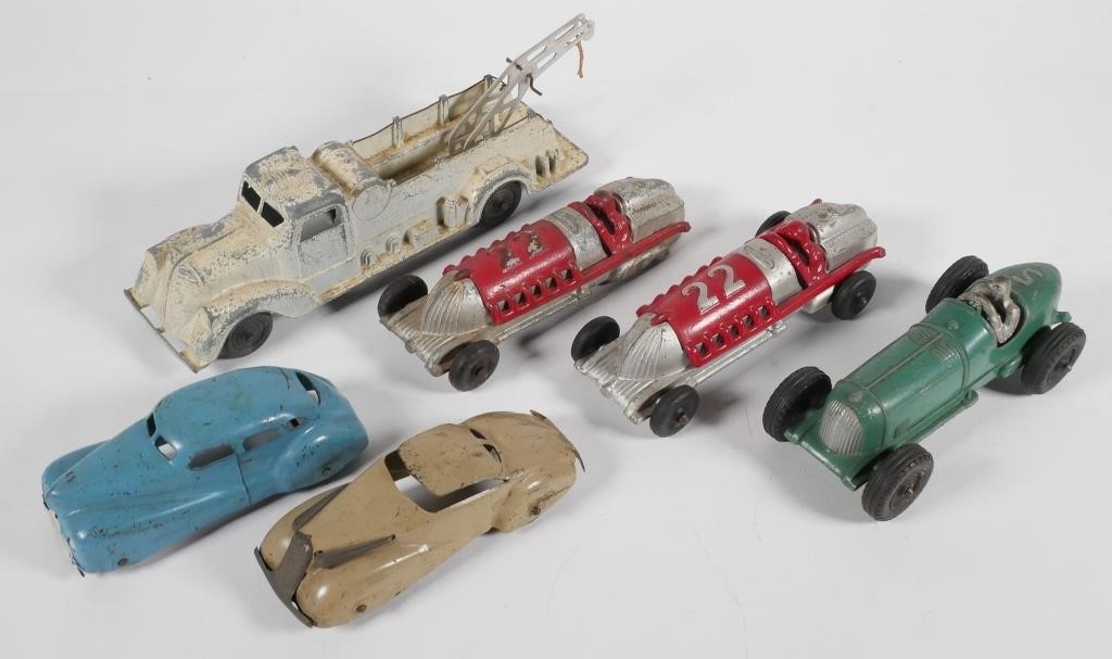 VINTAGE METAL TOY VEHICLESLot of six