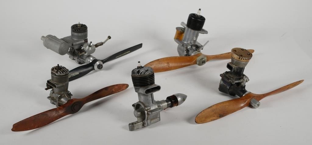  5 VINTAGE MODEL AIRPLANE MOTORSLot 2d69ea