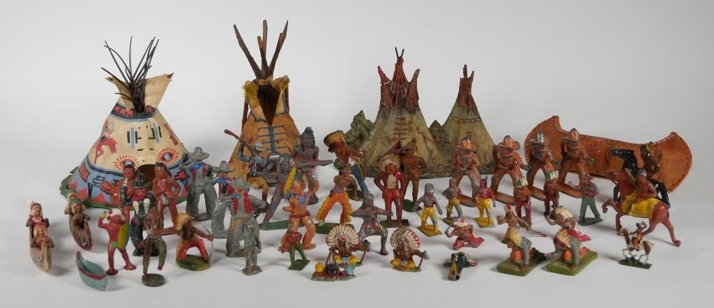 VINTAGE COWBOY INDIAN FIGURESGroup 2d69ff