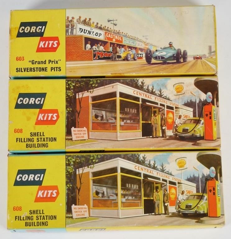 VINTAGE CORGI KITS IN ORIGINAL 2d6a11