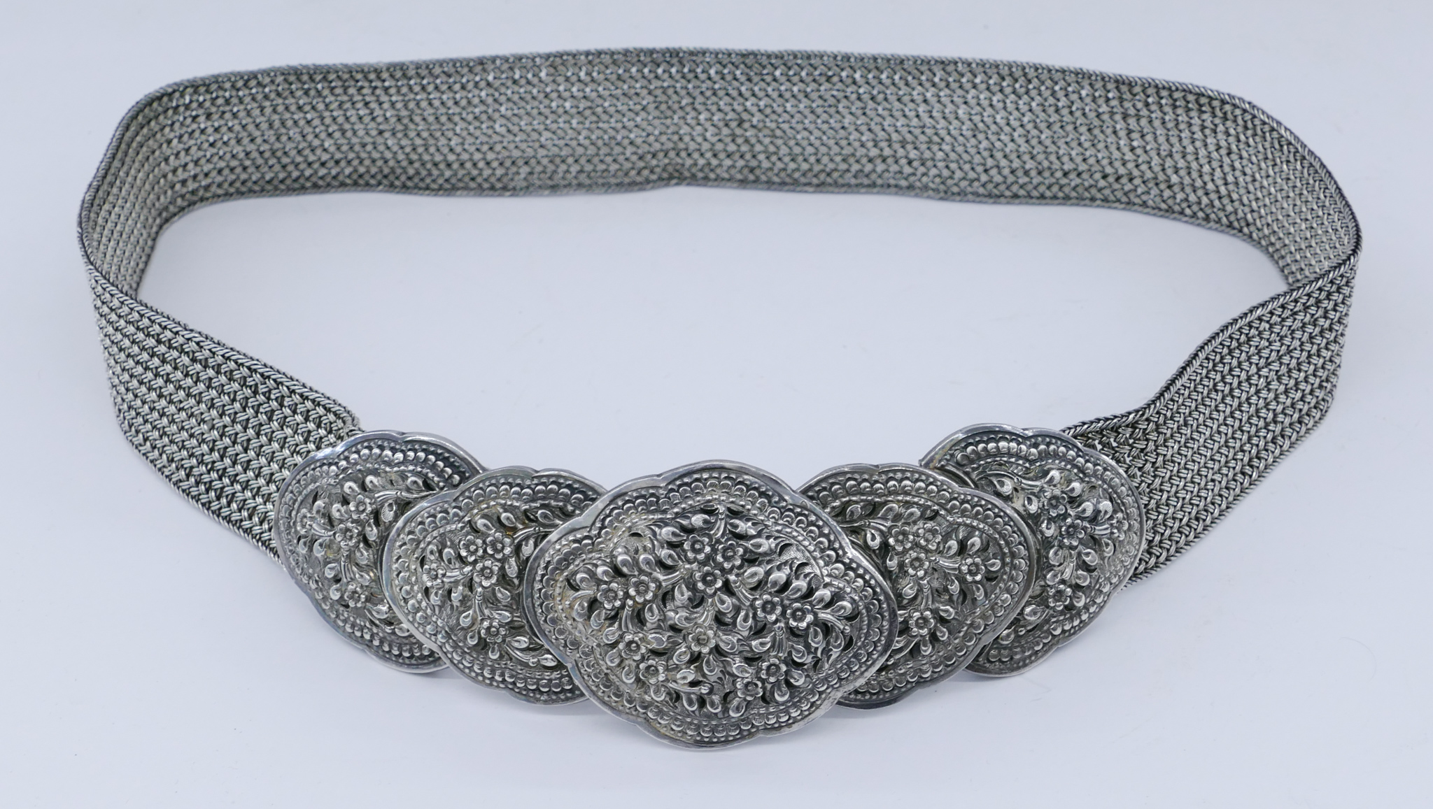 Fine Thai Repousse Silver and Mesh 2d7369