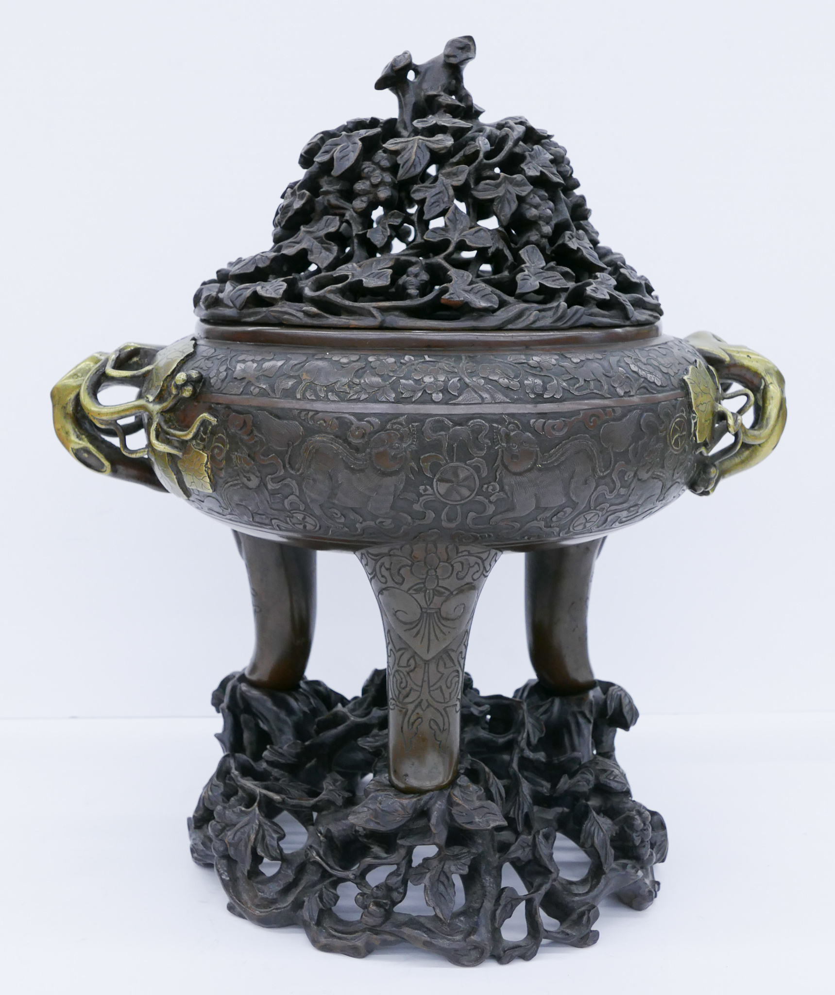 Ornate Chinese Qing Bronze Censer 2d741b