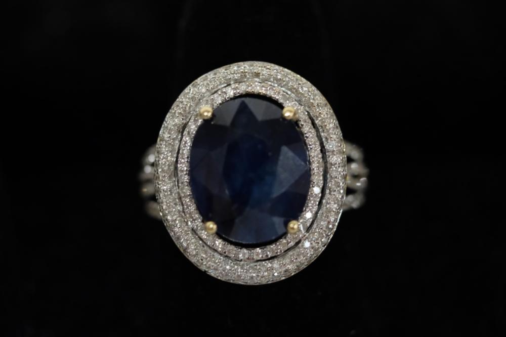 5.72 CT SAPPHIRE & DIAMOND RING