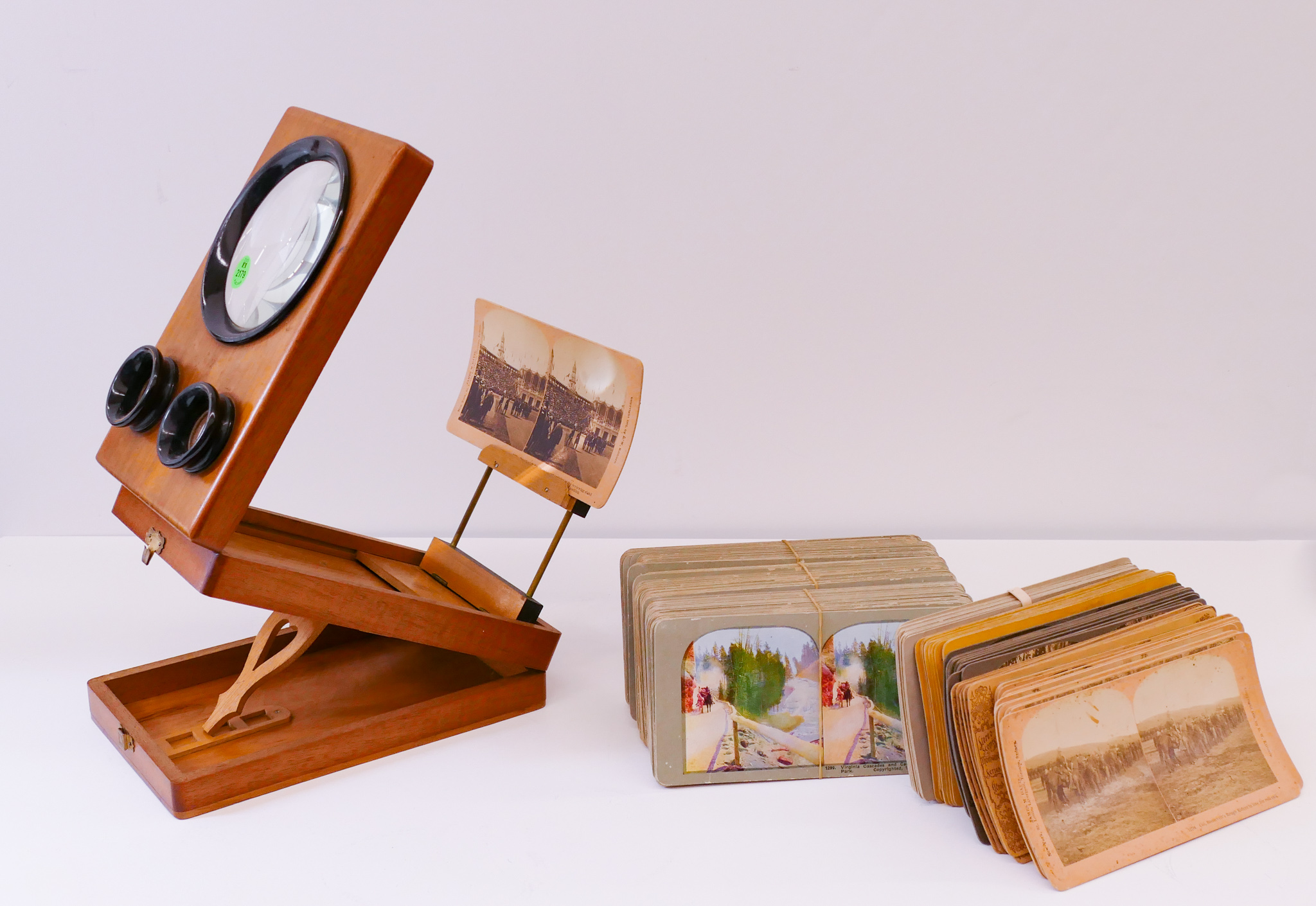 Antique Stereoviewer with Box of Stereoviews