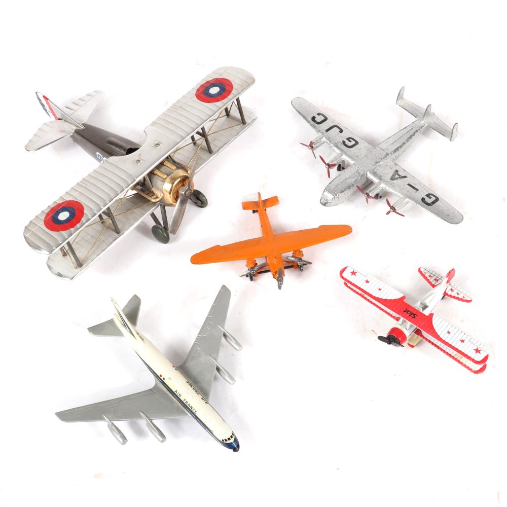 FIVE TOY AIRPLANES INCLUDING G-A