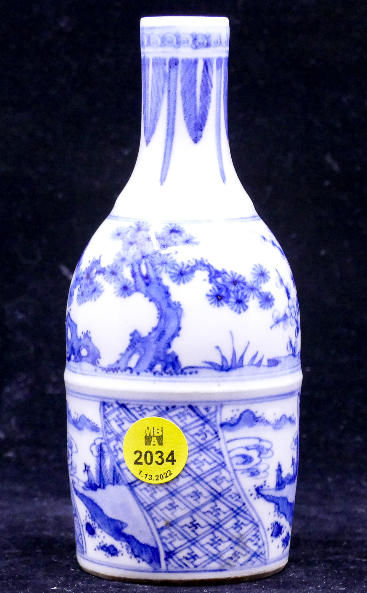 Japanese 18th Century Imari Sake