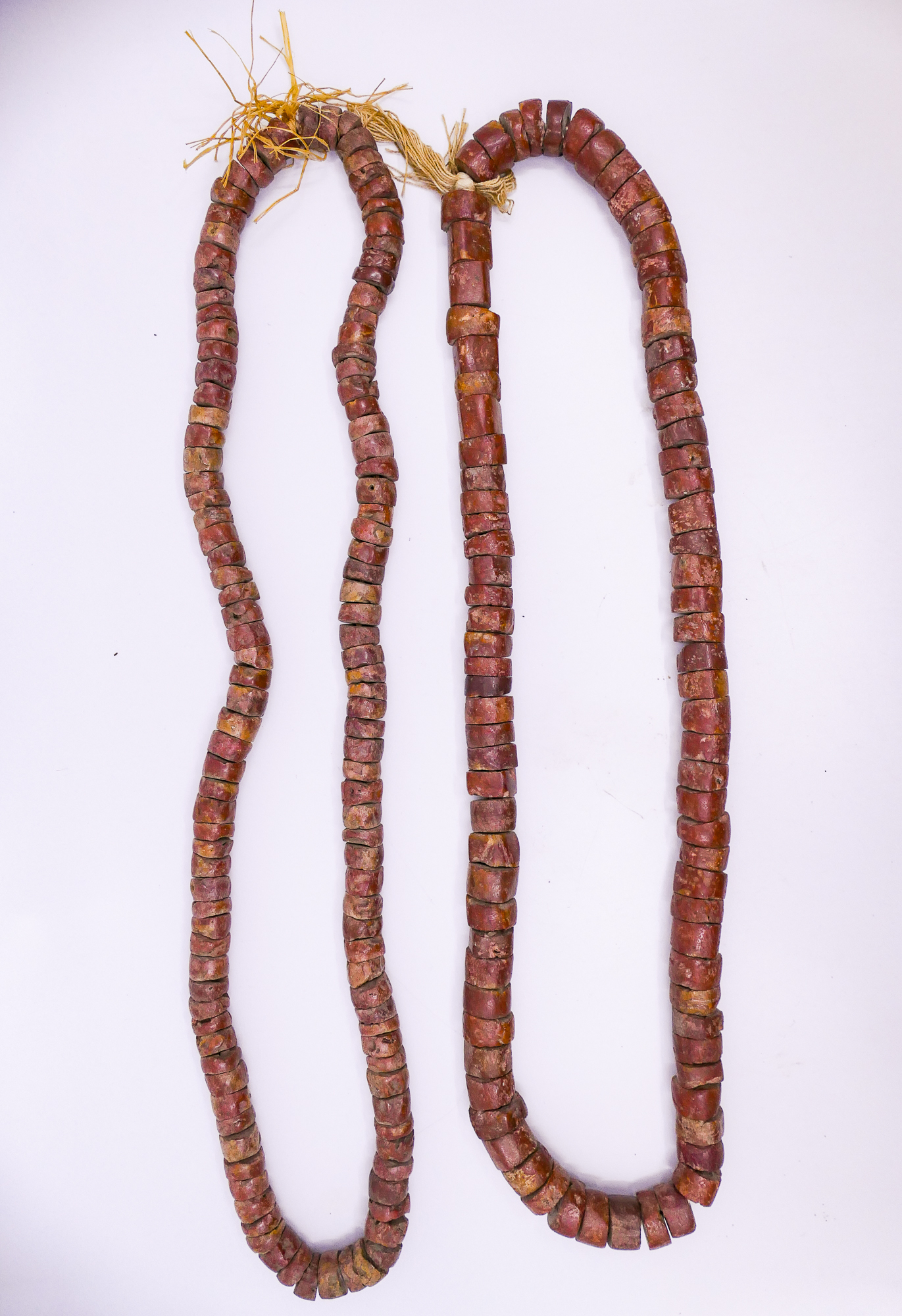 2 Strands Old African Bauxite Red 2d9db6