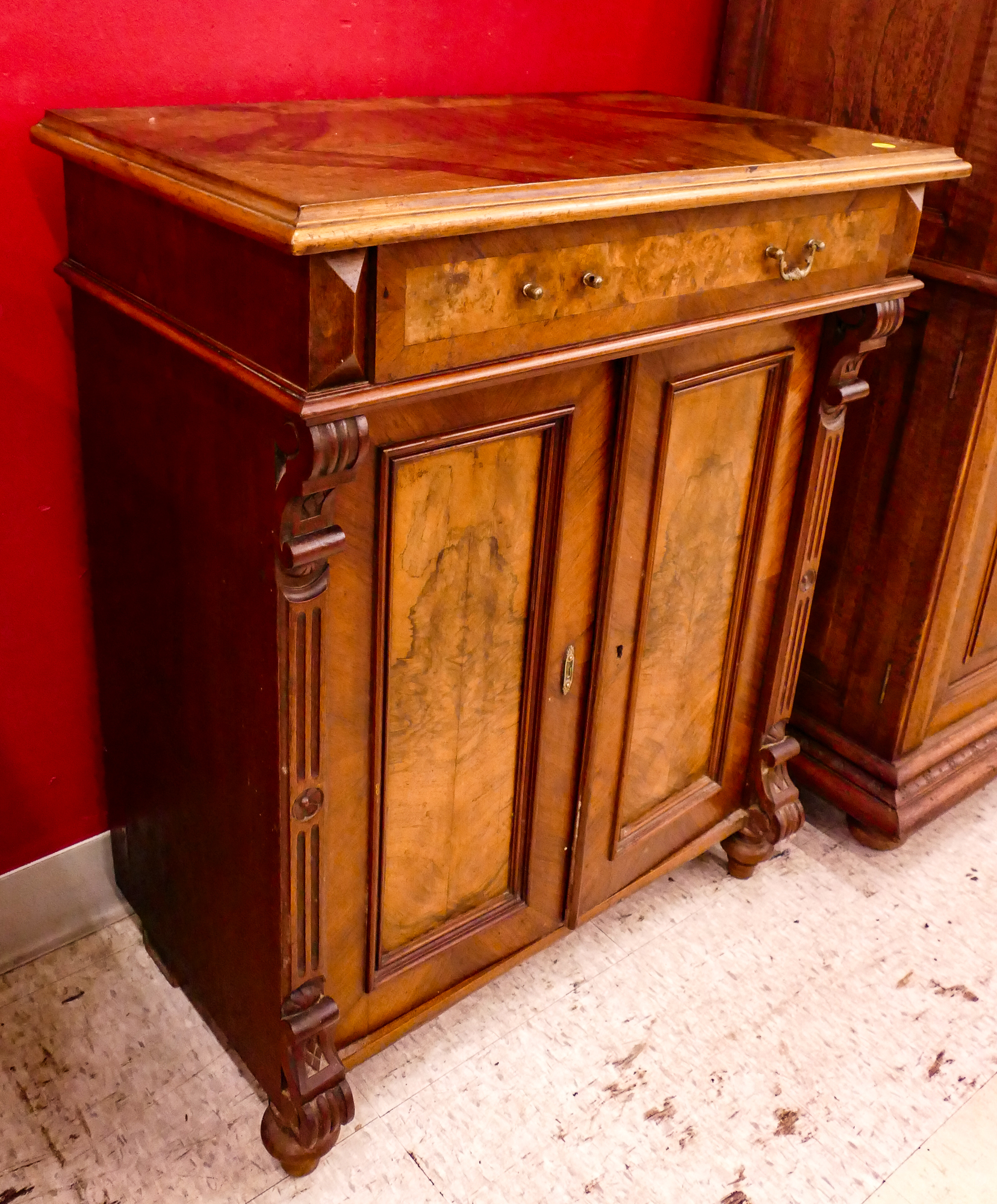 Antique English Carved Commode  2d9ea3