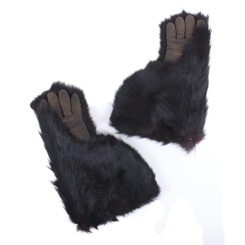 PAIR BLACK BEAR FUR LEATHER GAUNTLET 2d7b00