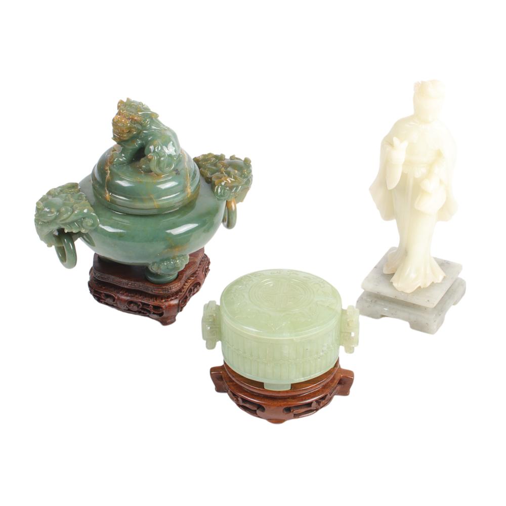 CHINESE JADE AND STONE CARVINGS  2d833d