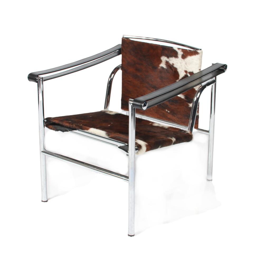 LE CORBUSIER STYLE CHROME AND COWHIDE 2d844e