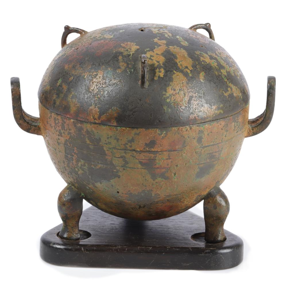 CHINESE ARCHAIC BRONZE LIDDED DUI 2d8606