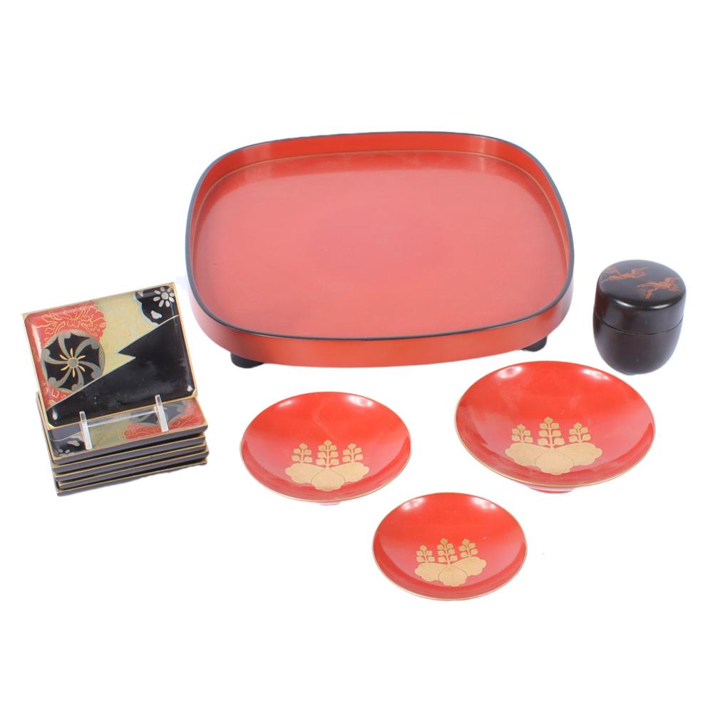 JAPANESE RED LACQUER SQUARE TRAY