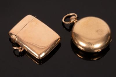 An Edwardian 9ct filled gold sovereign 2db04b