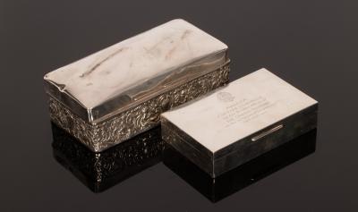 A Victorian silver cigarette box  2db09f