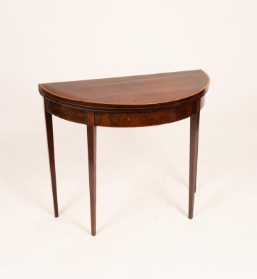 A George III mahogany card table  2db239