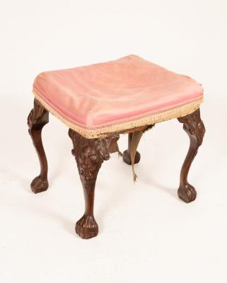 A 19th Century carved walnut stool 2db23e