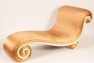 A gilt and painted frame chaise 2db270