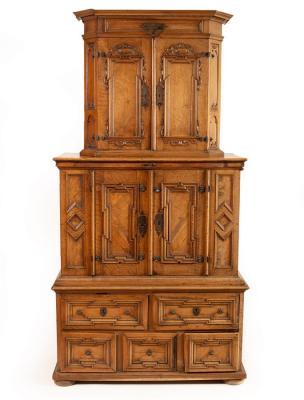 A 17th Century Swiss walnut and 2db29f