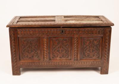 A 17th Century oak coffer the 2db2b7