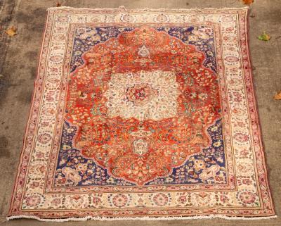 A Tabriz carpet North West Persia  2db2e3