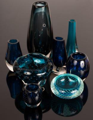 Five Whitefriars blue glass vases