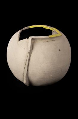 Gordon Baldwin (born 1932), earthenware