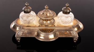A Victorian silver inkstand and 2db6dc
