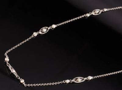 A fine link pearl set necklace  2db797