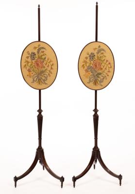 A pair of Regency mahogany pole 2dbb3c