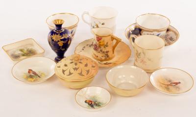 Sundry Royal Worcester cups and 2dbbd8