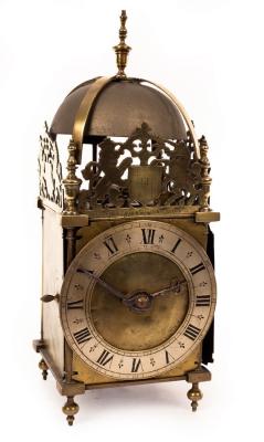 An English lantern clock with pin