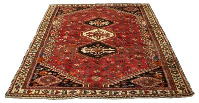 A South West Persian Qashgai carpet  2dbdf9
