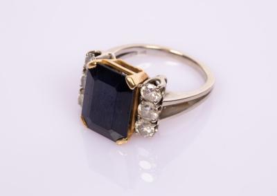 A sapphire and diamond dress ring  2dbe56