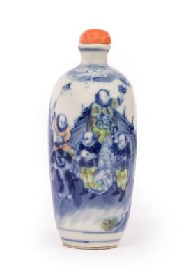 A 19th Century Chinese snuff bottle,
