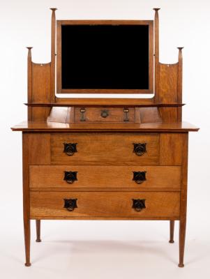 An Art Nouveau oak dressing table,